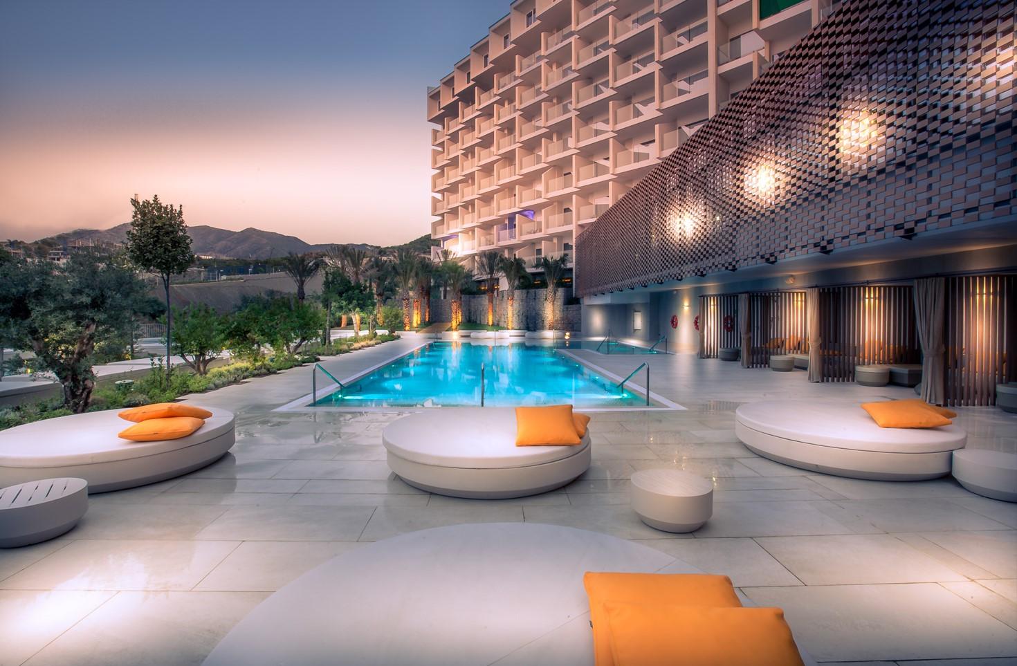 Leiro Residences - Preferred Hotels & Resorts Fuengirola Bagian luar foto