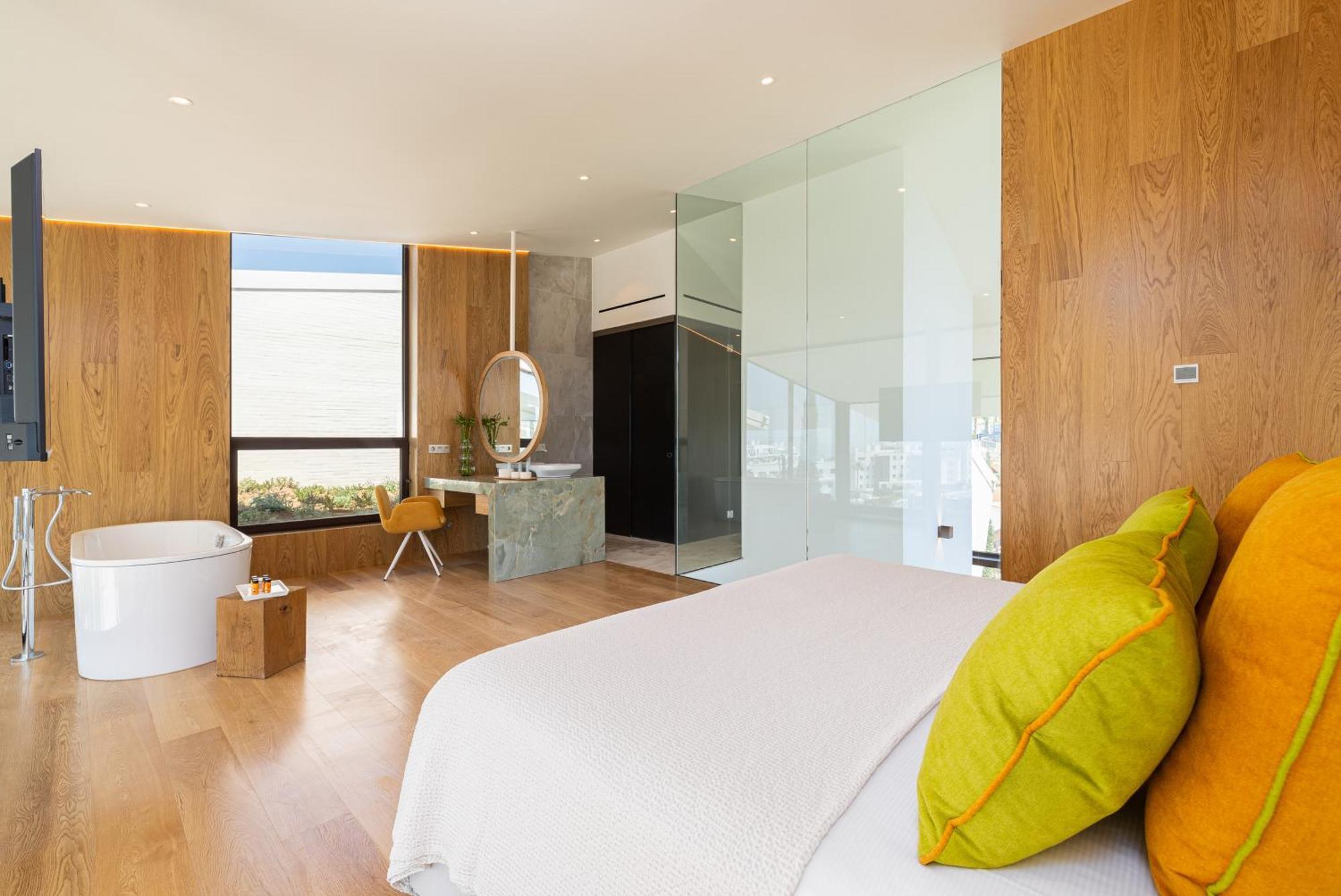 Leiro Residences - Preferred Hotels & Resorts Fuengirola Bagian luar foto