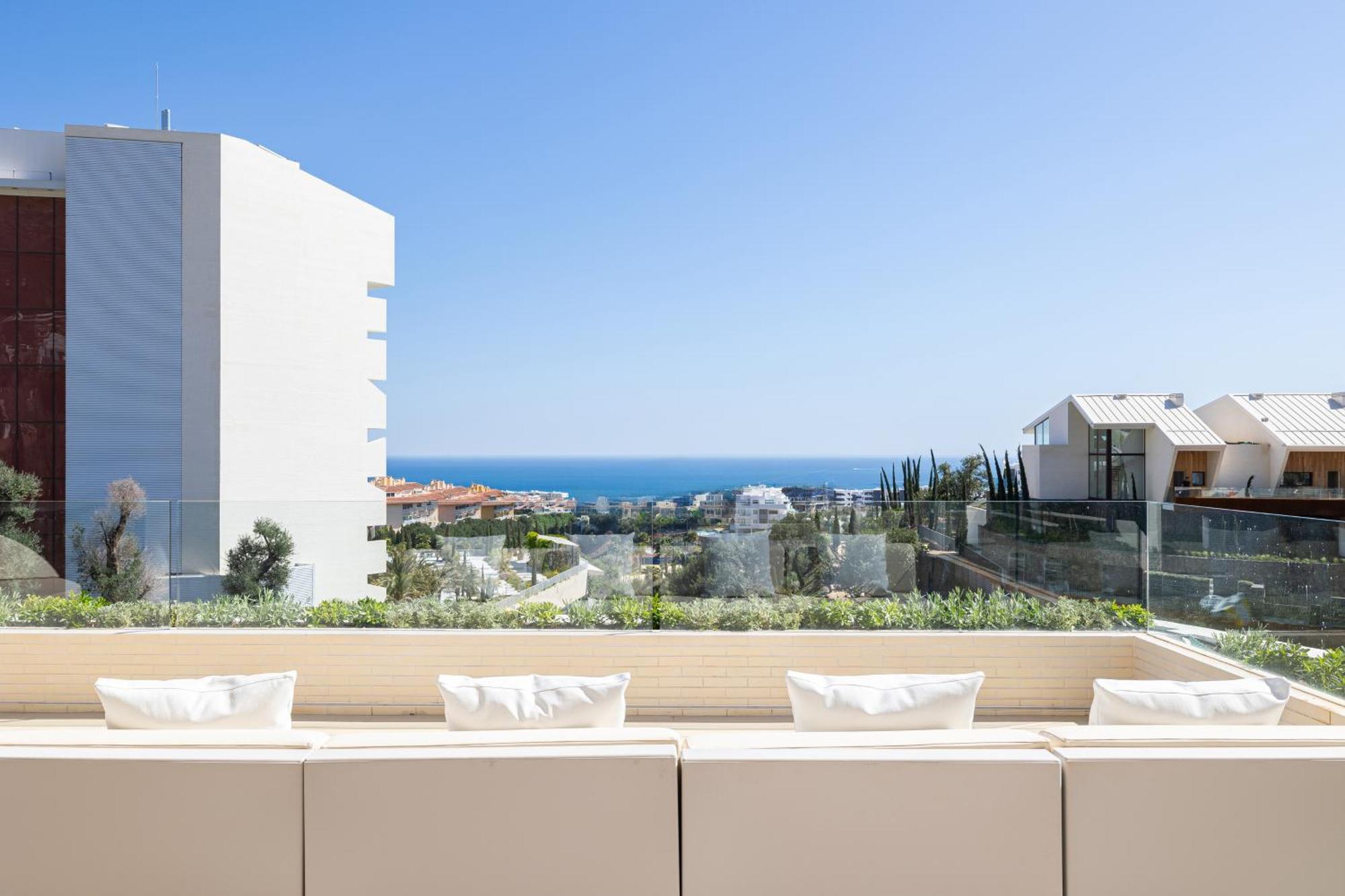 Leiro Residences - Preferred Hotels & Resorts Fuengirola Bagian luar foto