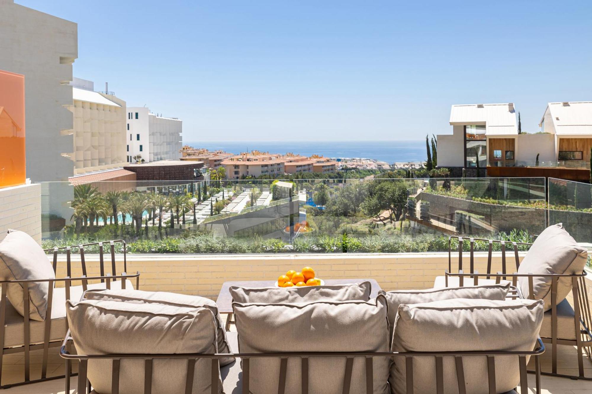 Leiro Residences - Preferred Hotels & Resorts Fuengirola Bagian luar foto